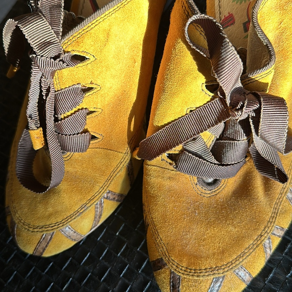 Miss L Fire vintage inspired mustard & brown suedes shoes size 41 - Picture 9 of 16